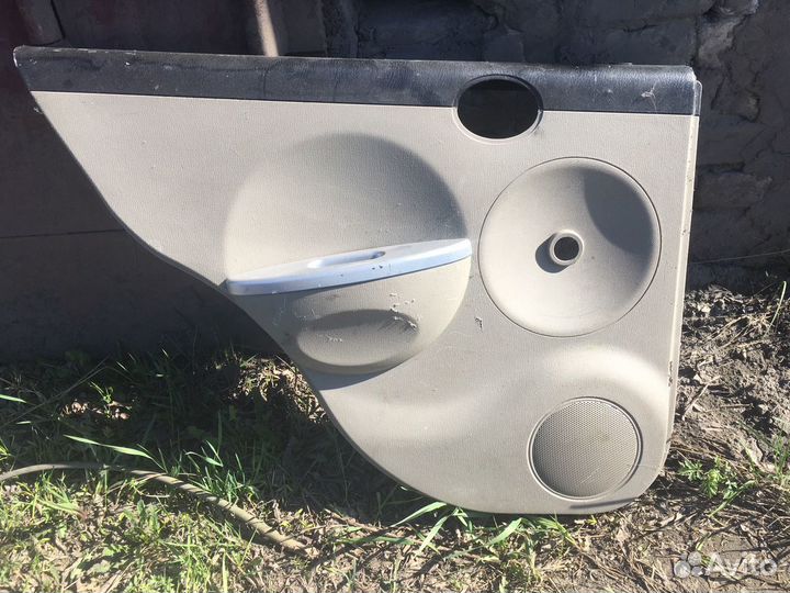 Обшивка задней двери левая lifan Smily