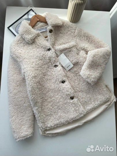 Шуба тедди bershka