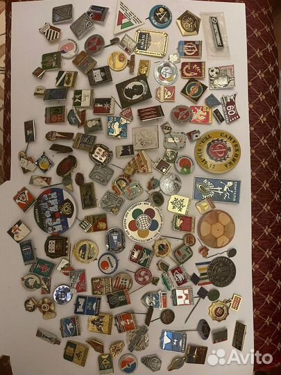 Значки лотом