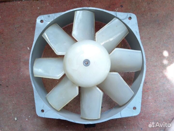 Вентилятор вытяжной