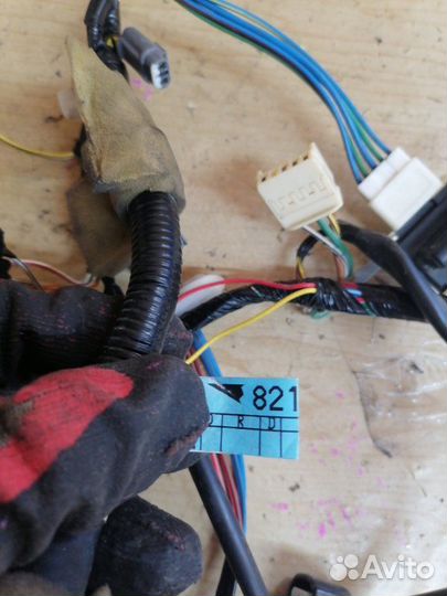 Проводка двери задняя левая Toyota Estima ACR30