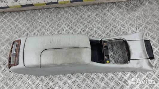 Подлокотник центральный mercedes benz S-class W220