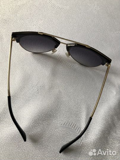 Солнцезащитные очки женские