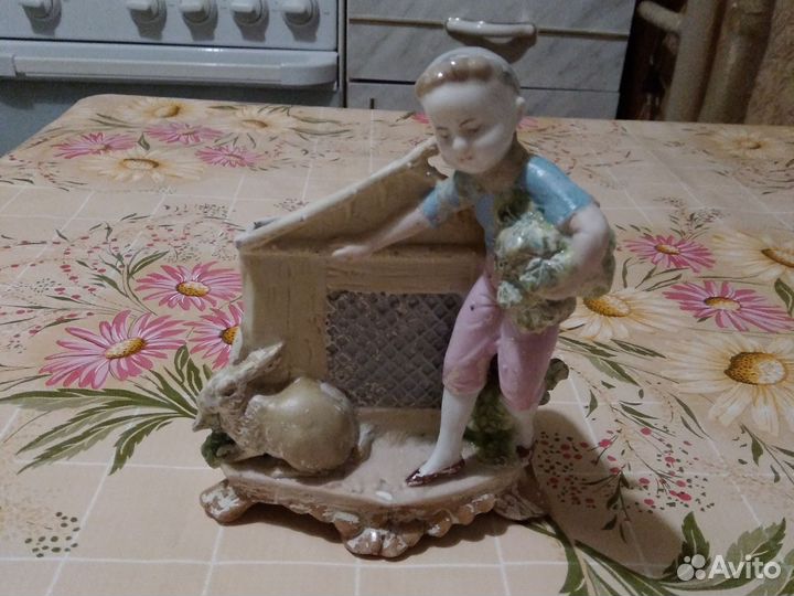 Статуэтка фарфор (склейка)