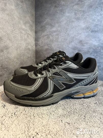 Кроссовки мужские new balance