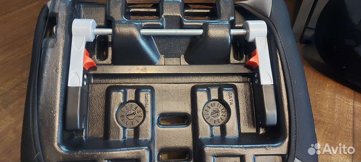 Автокресло бустер с isofix, 20-36кг argo fix