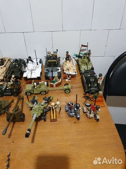 Lego фигурки,танки,пушки,армия,техника