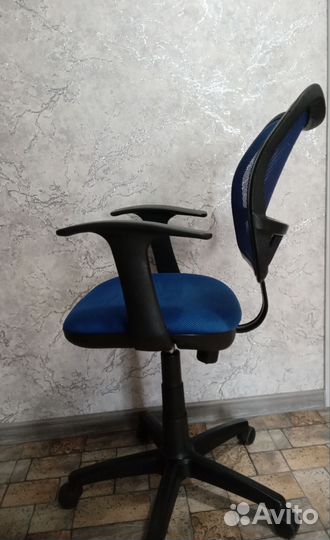 Компьютерное кресло