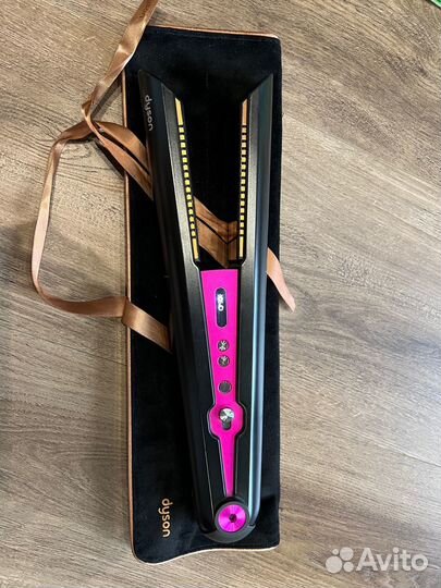 Выпрямитель для волос dyson