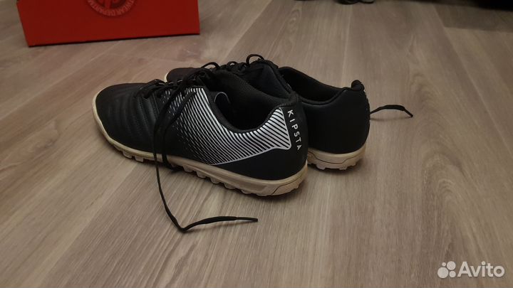 Футбольные бутсы