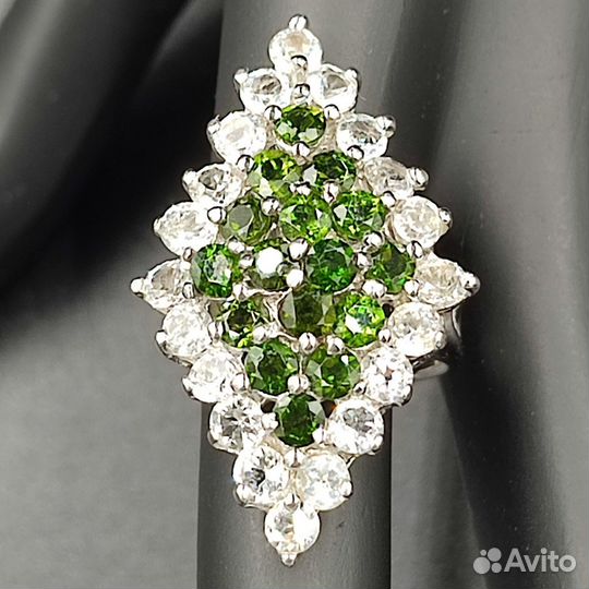 Белый топаз из Африки, хромдиопсид в серебре925р17