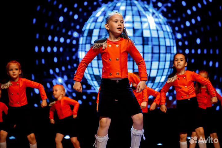 Пошив костюмов для танцевальных коллективов