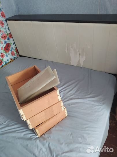 Большая кровать