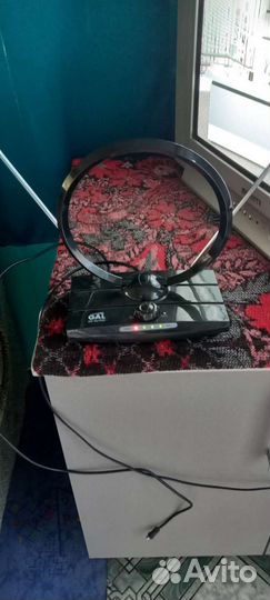 Антенна для тв комнатная