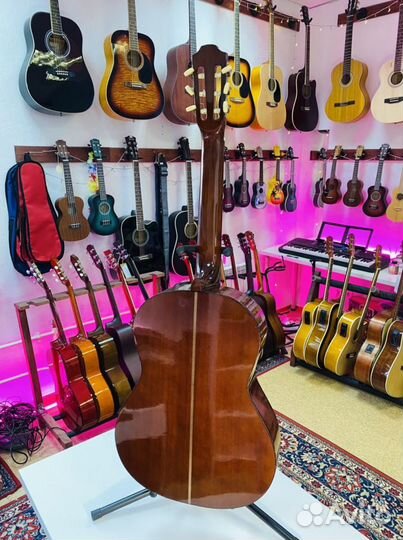 Гитара Hohner HC06