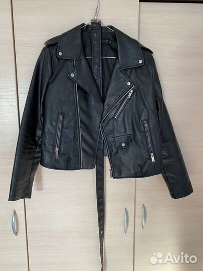 Кожаная куртка женская