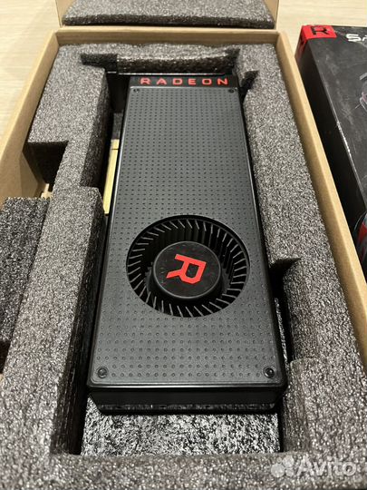 Видеокарта AMD Radeon RX Vega 64 (8gb) Sapphire