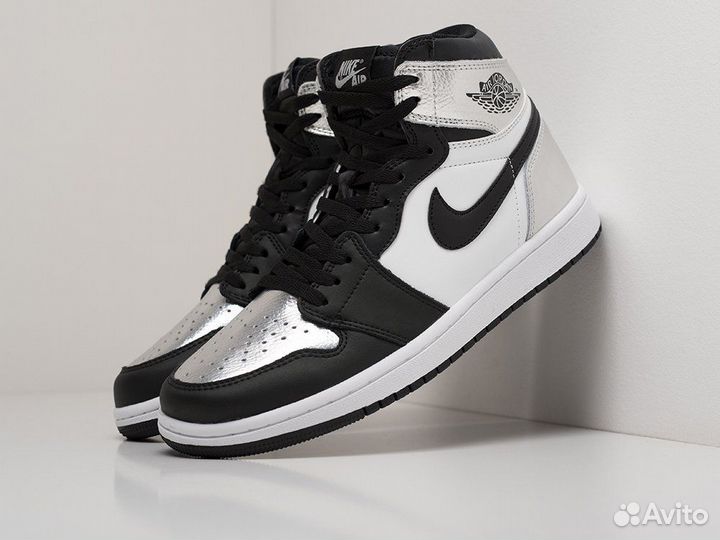 Кроссовки nike AIR jordan