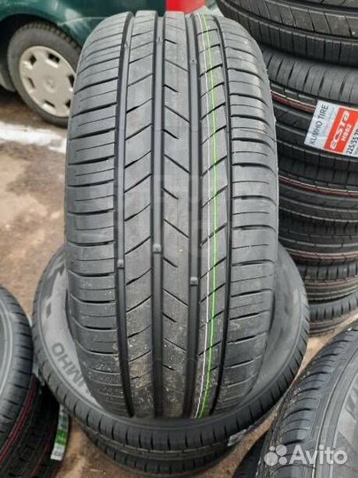 Kumho Ecsta HS52 175/65 R14 82H