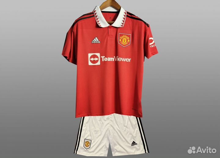 Футбольная форма Манчестер Юнайтед 2022-23