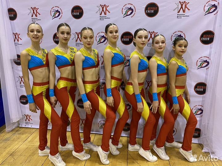 Костюм степ-аэробика