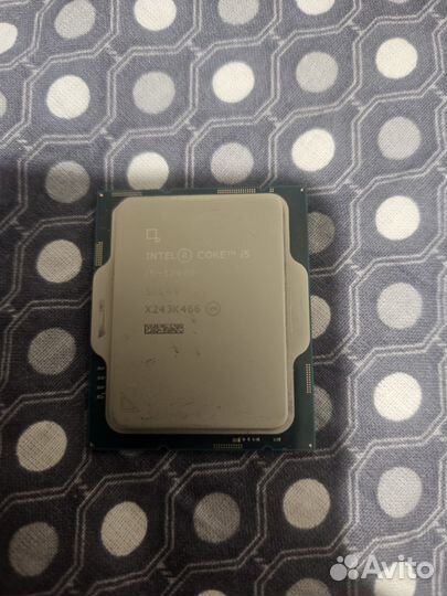 Intel core i5 12400