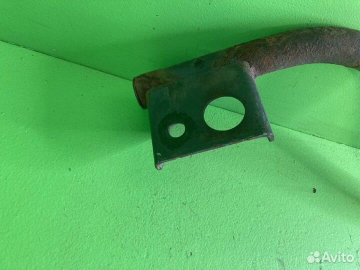 Кронштейн крепления крыла mercedes-benz actros MP