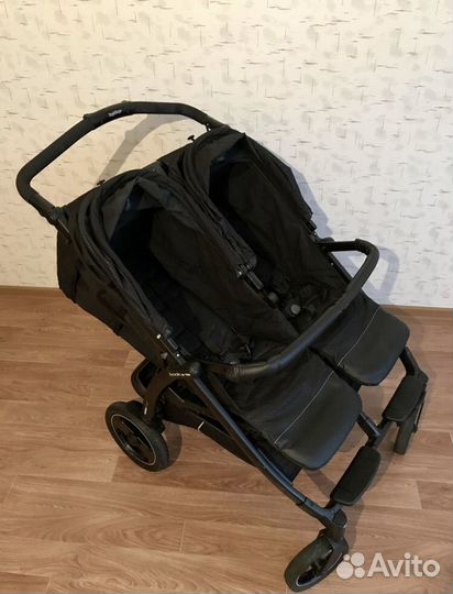 Коляска прогулочная для двойни и погодок