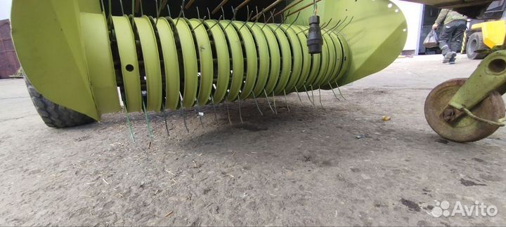 Пресс-подборщик Claas Rollant 44, 1989