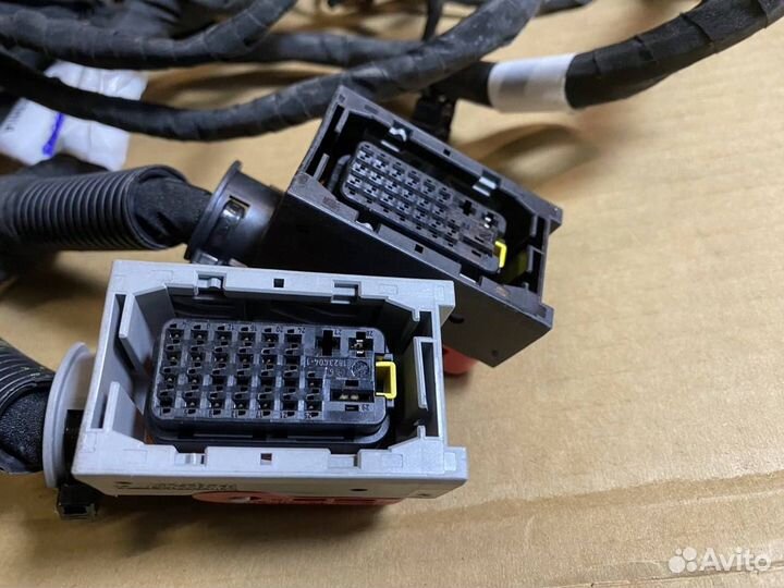 Проводка бампера переднего Volvo FH5 82675076