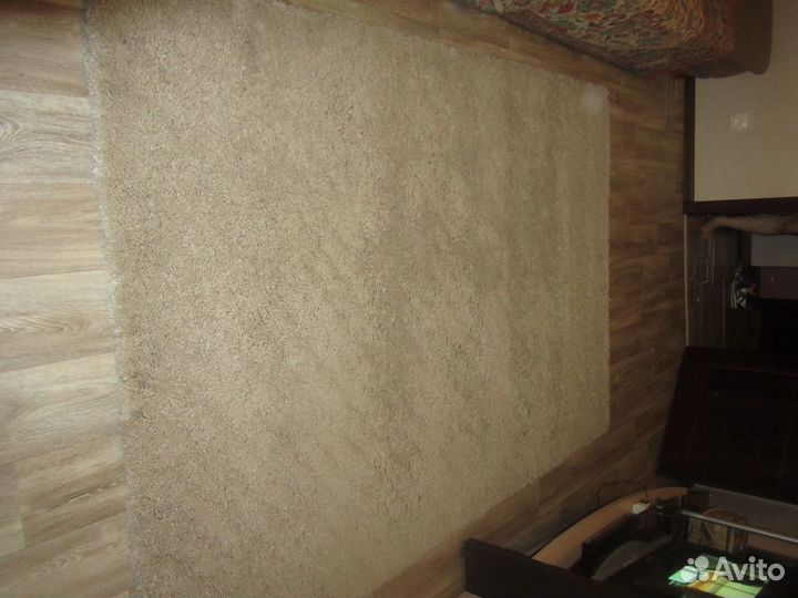 Продам ковёр длинноворсовый