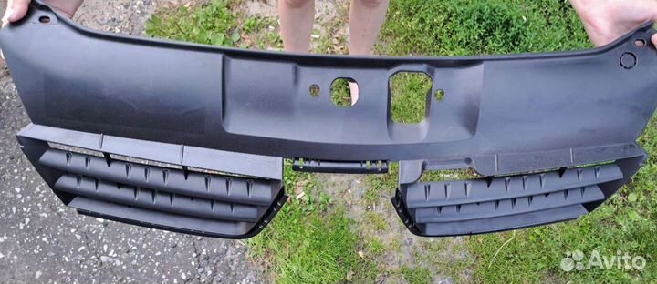 Решетка радиатора renault symbol