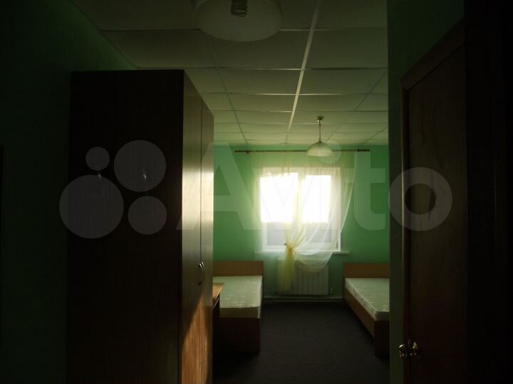 Комната 18 м² в > 9-к., 1/1 эт.