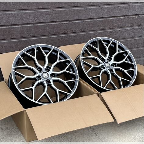 Литые диски Vossen HF2 8.5×R20 5×114.3