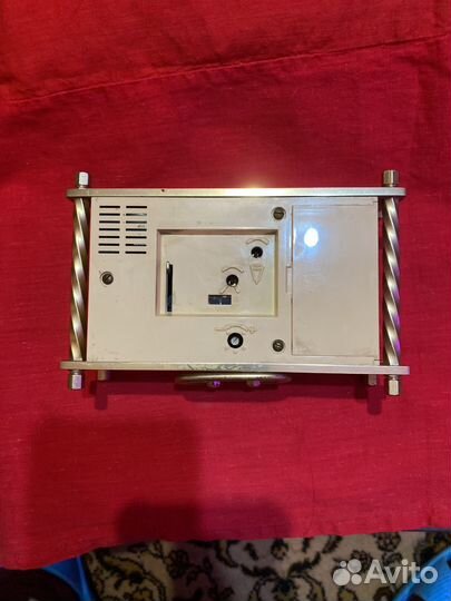 Настольные часы Слава