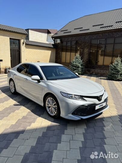 Toyota Camry, 2020