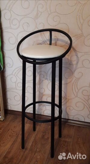 Барный стул