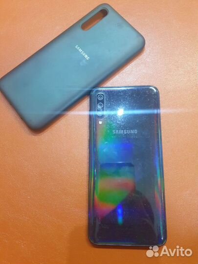 Samsung Galaxy A50, 6/128 ГБ