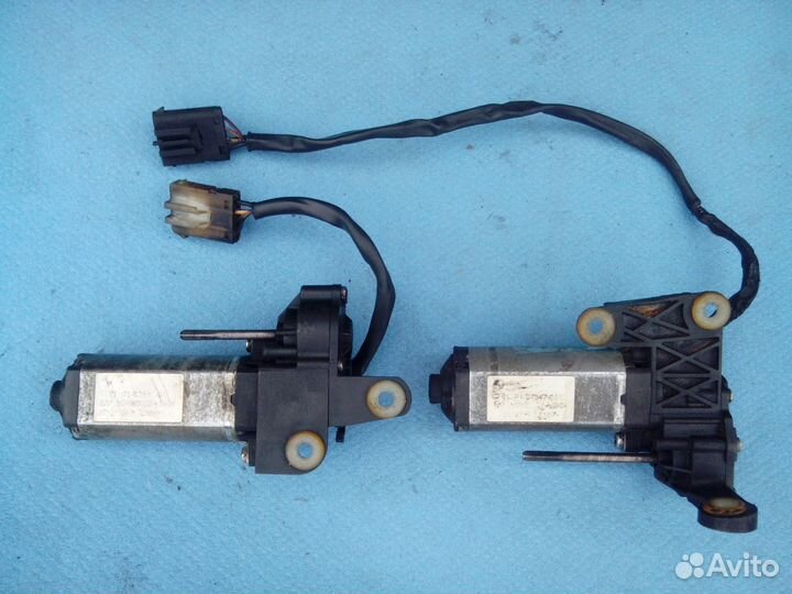 BMW F10 2009-2016г моторчики рулевой колонки