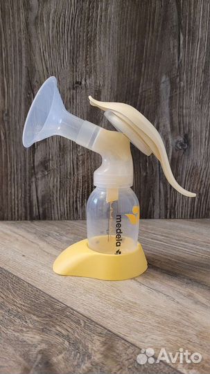 Молокоотсос medela ручной