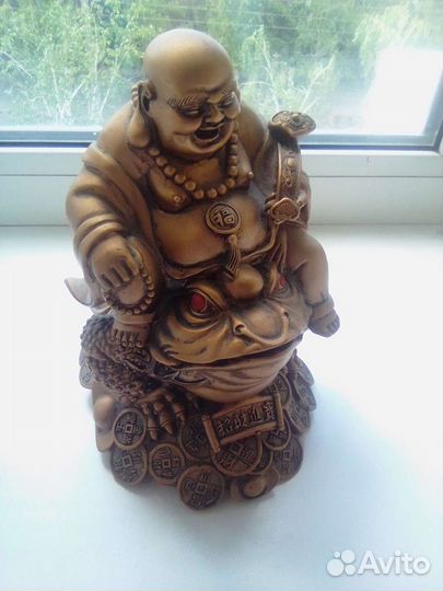 Фигурка Хотея на жабе