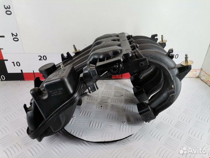 Коллектор впускной для Volkswagen Golf 4