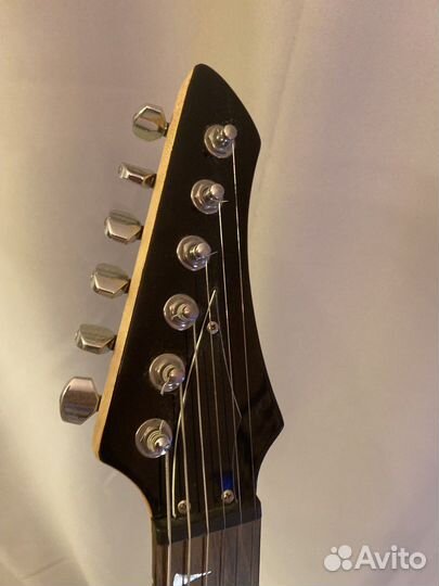 Электрогитара Michael Kelly Hex X