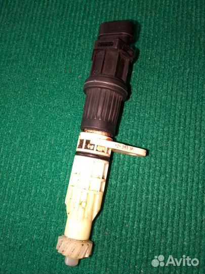 Датчик скорости Lanos 90375105