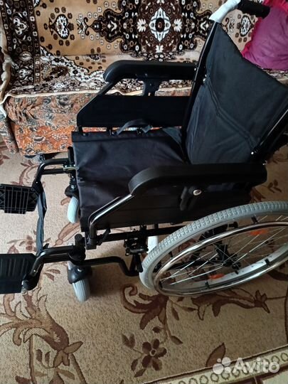 Коляска инвалидная