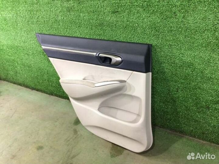 Обшивка двери задняя левая Honda Civic FD3 LDA