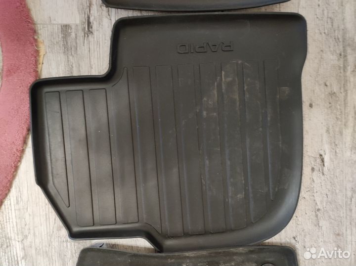 Комплект ковриков салона на Шкоду 