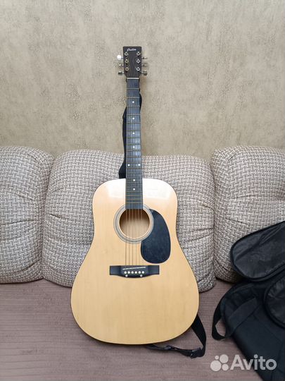 Акустическая гитара бу