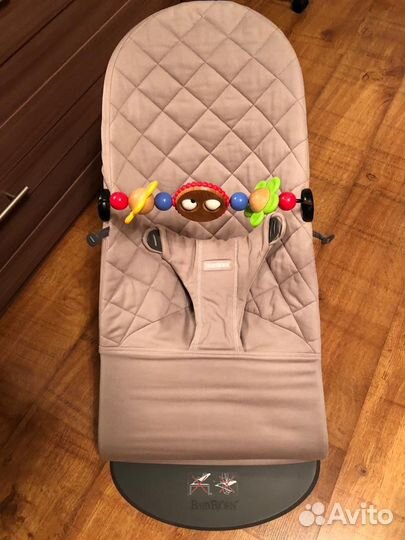 Шезлонг babybjorn