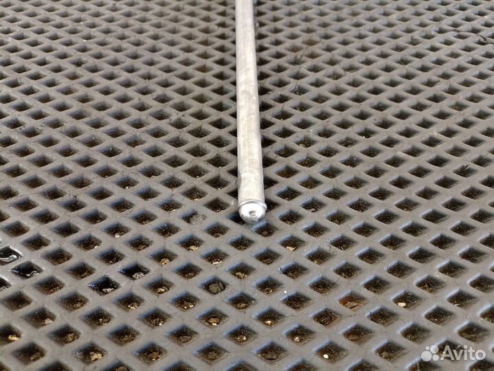 Штанга толкателя впускного клапана